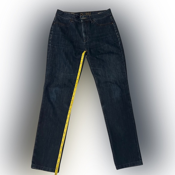 DL1961 Nina High Rise Skinny Jeans Twilight Wash  Size  29 (Runs small) - Picture 9 of 9